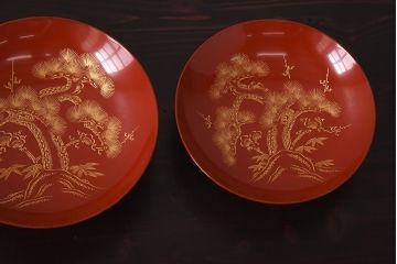 大正昭和初期　共箱　松竹梅沈金　輪島塗九ツ組盃・台付き(漆器、酒器、杯)(R-039259)