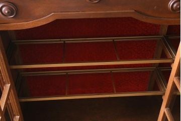 ビンテージ家具　ジャパンビンテージ　ナラ材　激レア!特注品　神戸の洋館で使われていたキャビネット(収納棚、戸棚、飾り棚)(R-039264)