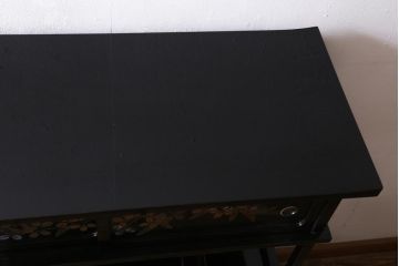 中古　伝統工芸　輪島塗　一后一兆 作　銘入り　金蒔絵螺鈿飾り棚(茶棚)(R-039266)