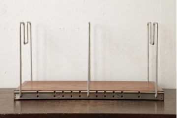 レトロ雑貨　和製ビンテージ　昭和中期　ナラ材　レトロな雰囲気漂う本立て(ブックエンド)(R-039268)
