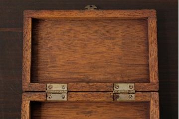 アンティーク雑貨　和製アンティーク　昭和初期　古びた木の味わいが魅力的な小物収納箱(木箱、小箱)(R-039269)
