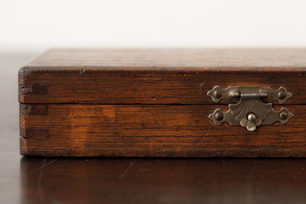 アンティーク雑貨　和製アンティーク　昭和初期　古びた木の味わいが魅力的な小物収納箱(木箱、小箱)(R-039269)