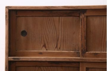 アンティーク家具　和製アンティーク　大正期　味わい深い佇まいの戸棚(収納棚)(R-039274)