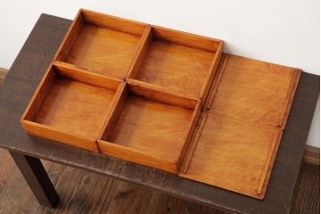 アンティーク雑貨　古民具　大正昭和初期　外箱付き　春慶塗が美しい重箱(お重)(R-039281)