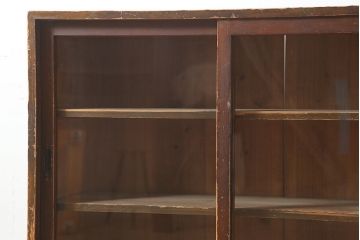 アンティーク家具　大正昭和初期　年月を重ねた木の味わいが楽しめる戸棚(収納棚、キャビネット、本箱)(R-039282)