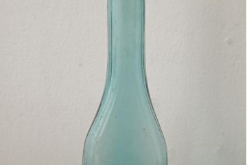 アンティーク雑貨　和製アンティーク　明治大正期　アンティークならではの個性あふれるガラスビン(アンティークボトル)(R-039287)