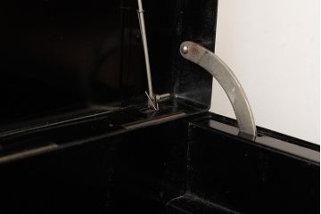 アンティーク雑貨　昭和レトロ　ミソノ製(MISONO　HAND　SAFE)　ノスタルジックな雰囲気のダイヤル式鉄製手提げ金庫(R-039288)