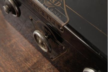 アンティーク雑貨　昭和レトロ　ミソノ製(MISONO　HAND　SAFE)　ノスタルジックな雰囲気のダイヤル式鉄製手提げ金庫(R-039288)