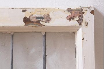 アンティーク建具　イギリスアンティーク　2色のカラーガラスが可愛らしいステンドグラスのペイントフィックス窓・小(明り取り)(R-39292)