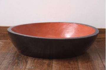アンティーク雑貨　明治大正期　朱色と黒のコントラストが味わい深い漆塗りのこね鉢(ボウル)(R-039297)