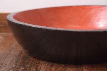 アンティーク雑貨　明治大正期　朱色と黒のコントラストが味わい深い漆塗りのこね鉢(ボウル)(R-039297)