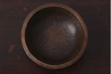 アンティーク雑貨　和製アンティーク　明治大正期　深みのある木味が魅力の木製こね鉢(ディスプレイ雑貨)(R-039300)