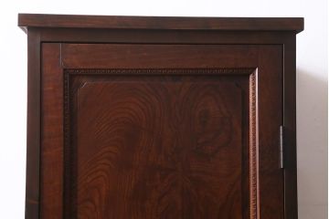 ラフジュ工房オリジナル　古建具リメイク　欅玉杢材の扉が魅力的な縦型キャビネット(アンティーク建具、サイドキャビネット、収納棚)(R-039301)