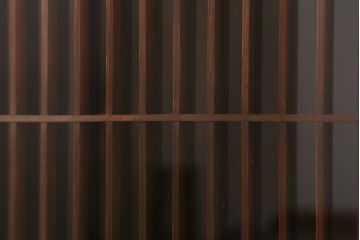 ラフジュ工房オリジナル　古建具リメイク　黒いペイントが組子細工を引き立てる鉄脚付き戸棚(書院戸、組子、収納棚)(R-039310)