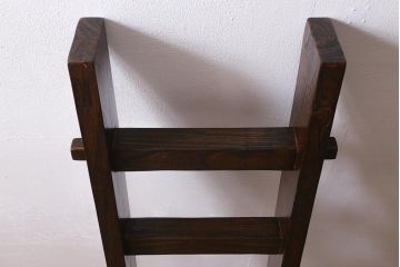 中古　民芸家具　浮造り仕上げが味わい深いラダー(はしご、梯子、立て掛けシェルフ)(R-039311)