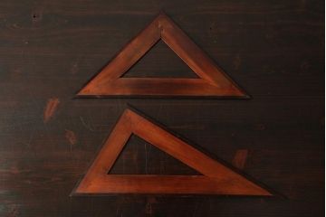 アンティーク雑貨　昭和レトロ　レア　木の風合いが楽しめる大きなサイズの三角定規6点セット(ディスプレイ雑貨)(R-039313)