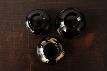 極上　本手家具師　田中屋常蔵　黒内朱　金蒔絵　鶴亀　松竹梅　木製　仏膳セット　漆器(R-039315)