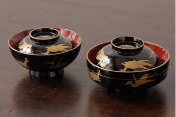 極上　本手家具師　田中屋常蔵　黒内朱　金蒔絵　鶴亀　松竹梅　木製　仏膳セット　漆器(R-039315)