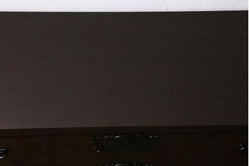 中古美品　工芸家具　南部箪笥　天板リメイク・栗材　威風堂々とした佇まいが魅力のローチェスト(衣装箪笥、引き出し、テレビボード、テレビ台)(R-039326)