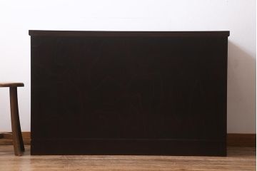 中古美品　工芸家具　南部箪笥　天板リメイク・栗材　威風堂々とした佇まいが魅力のローチェスト(衣装箪笥、引き出し、テレビボード、テレビ台)(R-039326)