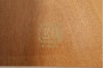 ヴィンテージ家具　G-PLAN(ジープラン)　オーク材　バイカラーが可愛らしいチェスト(引き出し、ビンテージ)(R-039339)