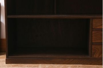 アンティーク家具　和製アンティーク　昭和初期　前面桑材　味わい深い和の雰囲気漂う茶箪笥(収納棚、戸棚)(R-039351)