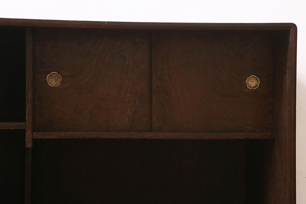 アンティーク家具　和製アンティーク　昭和初期　前面桑材　味わい深い和の雰囲気漂う茶箪笥(収納棚、戸棚)(R-039351)