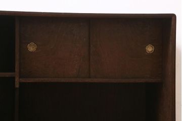 アンティーク家具　和製アンティーク　昭和初期　前面桑材　味わい深い和の雰囲気漂う茶箪笥(収納棚、戸棚)(R-039351)