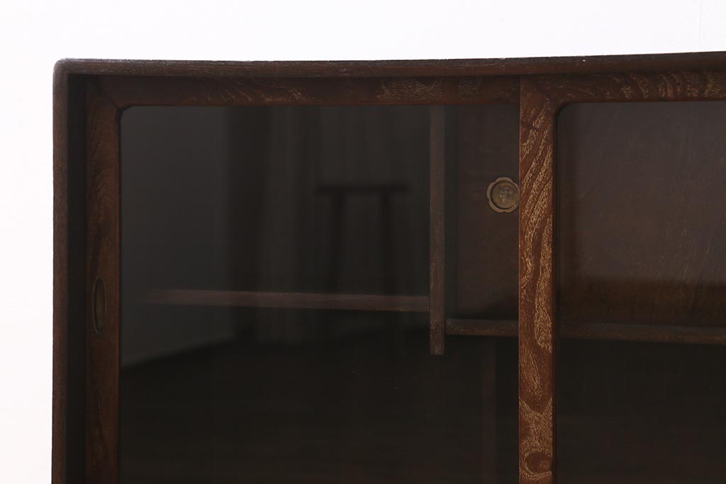 アンティーク家具　和製アンティーク　昭和初期　前面桑材　味わい深い和の雰囲気漂う茶箪笥(収納棚、戸棚)(R-039351)