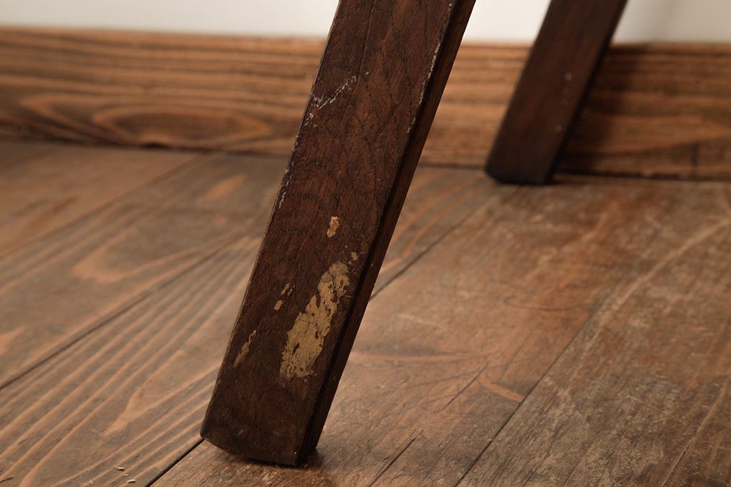 ジャンク品　和製アンティーク　カシ材　味わいのある風合いが魅力のステップラダー(脚立)(R-039353)