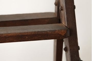 ジャンク品　和製アンティーク　カシ材　味わいのある風合いが魅力のステップラダー(脚立)(R-039353)