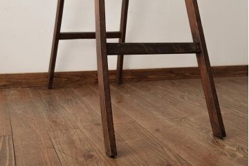 ジャンク品　和製アンティーク　カシ材　味わいのある風合いが魅力のステップラダー(脚立)(R-039353)
