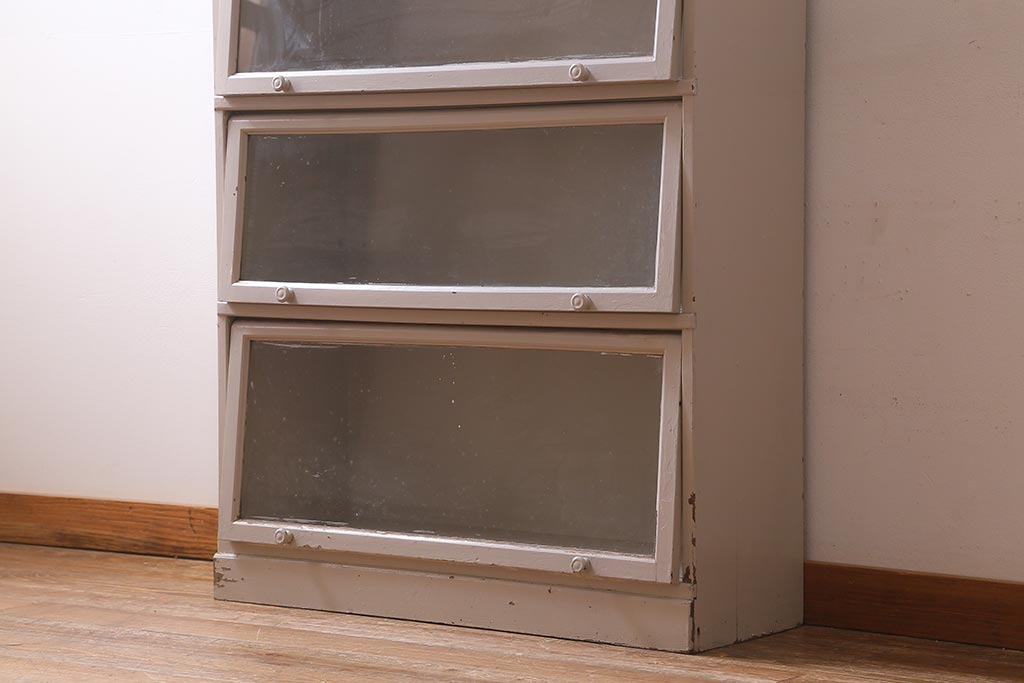 アンティーク家具　和製アンティーク　昭和初期　ペイントが可愛らしい雰囲気のブックケース(本箱、収納棚、戸棚)(R-039357)