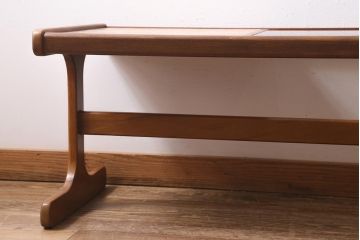 ヴィンテージ家具　北欧ビンテージ　G-PLAN(ジープラン)　チーク材　ガラス&タイルトップのコーヒーテーブル(センターテーブル、ローテーブル)(R-039361)