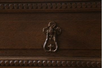 ビンテージ家具　神戸洋家具　伊藤家具　クラシカルな佇まいのチェスト(衣装タンス、引き出し、ヴィンテージ)(R-039363)