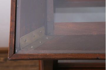 アンティーク家具　和製アンティーク　総ケヤキ材　特注品　上手物　丁寧な意匠が光る大型ガラスケース(ショーケース、陳列棚)(R-039365)