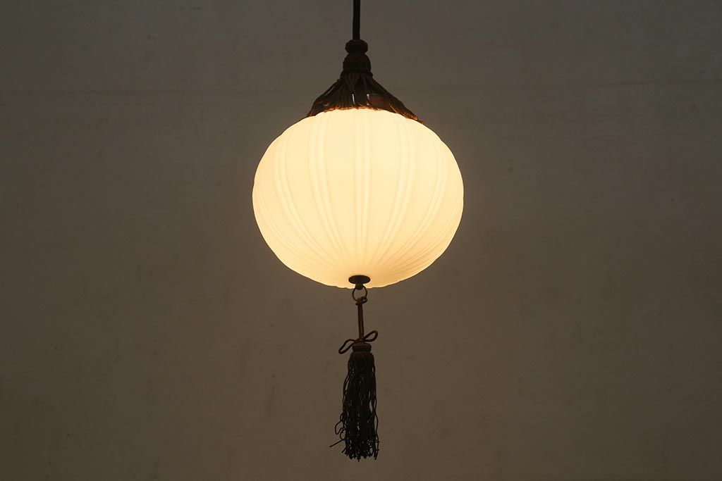 アンティーク照明　和製アンティーク　大正昭和初期　レトロなタッセル付き吊り下げ照明(天井照明、電笠、シェード)(R-039378)