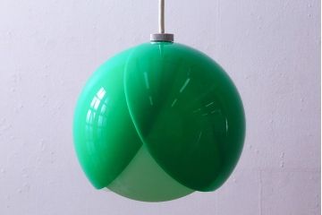 ビンテージ照明　和製ビンテージ　松下電工(ナショナル)　レトロなデザインが愛らしいプラスチックシェード照明(天井照明)(R-039385)