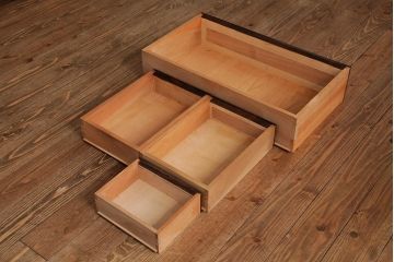 ビンテージ家具　松本民芸家具　シックな空間作りにおすすめの高山式座ライティングビューロー(簿記机、在宅ワーク、在宅用デスク)(定価約24万5千円)(R-039389)