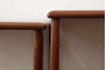 ヴィンテージ家具　イギリス・北欧ビンテージ　G-PLAN(ジープラン)　チーク材　タイルトップがお洒落なネストテーブル(サイドテーブル)(R-039390)