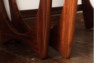 ヴィンテージ家具　イギリス・北欧ビンテージ　G-PLAN(ジープラン)　チーク材　タイルトップがお洒落なネストテーブル(サイドテーブル)(R-039390)