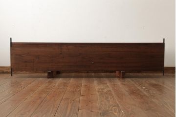 ラフジュ工房オリジナル　古材リメイク　杉材　レトロでシンプルなウォールシェルフ(壁掛け棚、吊り棚、ウォールラック)(R-039395)