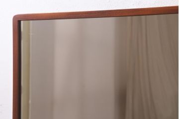 ヴィンテージ家具　北欧ビンテージ　チーク材　G-PLAN(ジープラン)　スタイリッシュなデザインが目を惹くドレッサー(化粧台)(R-039401)