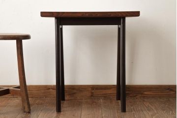 リメイク家具　和製アンティーク　昭和中期　天板栗材　バイカラーがお洒落なサイドテーブル(コンソールテーブル、飾り台、花台)(R-039404)