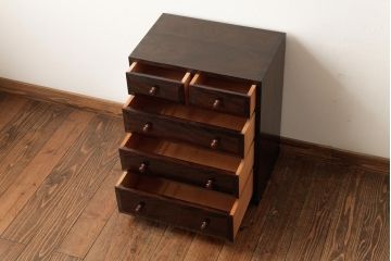 中古　松本民芸家具　シックな佇まいの小引き出し(チェスト)(R-039405)