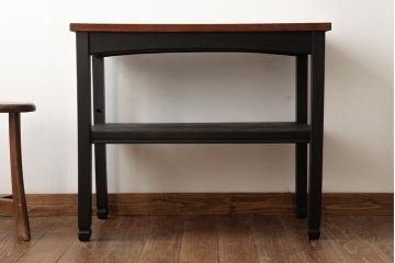 リメイク家具　和製アンティーク　天板ヒノキ材　昭和初期　ブラックペイントが格好いいサイドテーブル(平机、花台、飾り台)(R-039406)