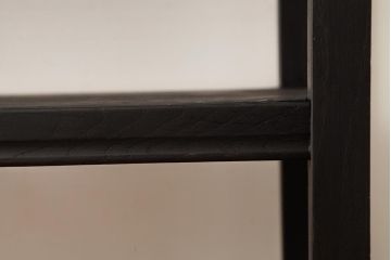 リメイク家具　和製アンティーク　天板ヒノキ材　昭和初期　ブラックペイントが格好いいサイドテーブル(平机、花台、飾り台)(R-039406)