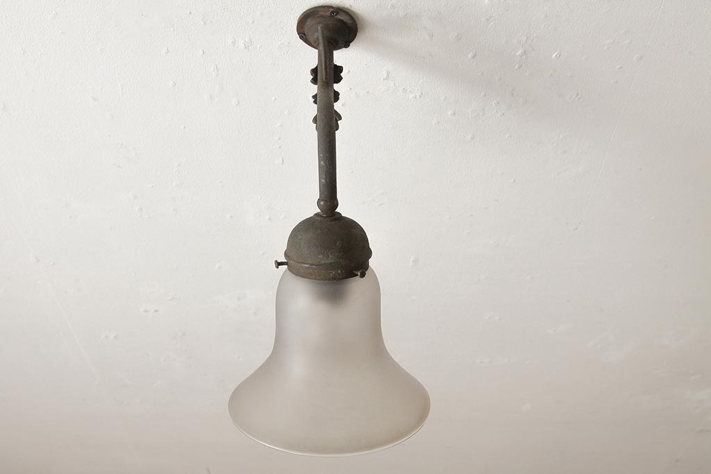 アンティーク照明　大正ロマン　花が咲いたようなデザインが魅力のウォールライト(シェード、ブラケットライト、壁掛け照明、壁付け照明)(R-039429)