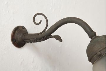 アンティーク照明　大正ロマン　花が咲いたようなデザインが魅力のウォールライト(シェード、ブラケットライト、壁掛け照明、壁付け照明)(R-039429)