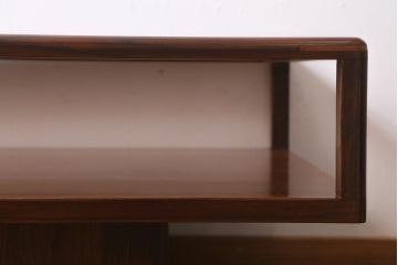 ヴィンテージ家具　北欧ビンテージ　ローズウッド材　スタイリッシュなガラストップテーブル(センターテーブル、ローテーブル、コーヒーテーブル)(R-039433)